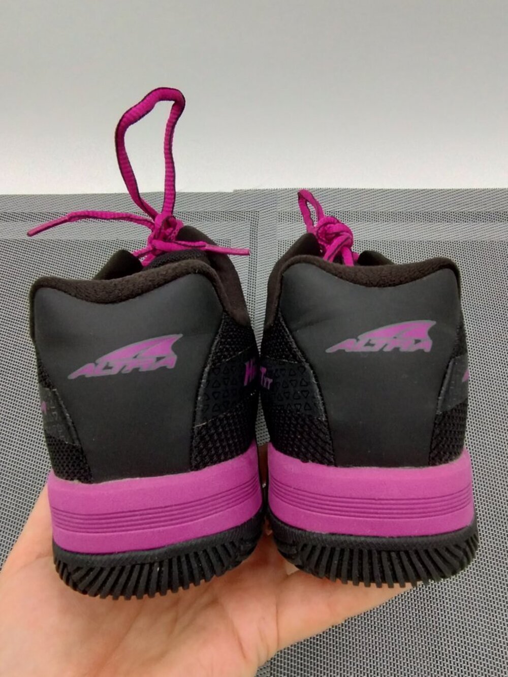 Altra HIIT XT Cross Training Shoes Black Purple Size 7.5 - Picture 7 of 15
